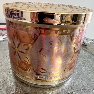 Bath & Body Works Merry Cookie Candle - Cream